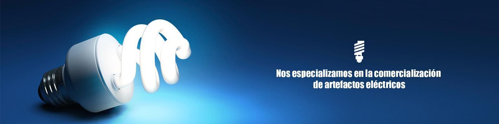 Una bombilla está encendida sobre un fondo azul.